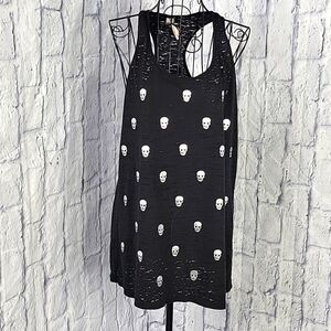 NO BOUNDARIES Black and Silver‎ Skulls T Shirt Large